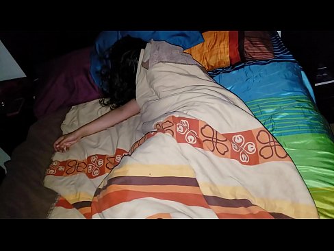 ❤️ Poikapuoli haukkuu nuorta äitipuoltaan tämän nukkuessa. ❤ Porno at fi.naughtyhentai.ru ❤